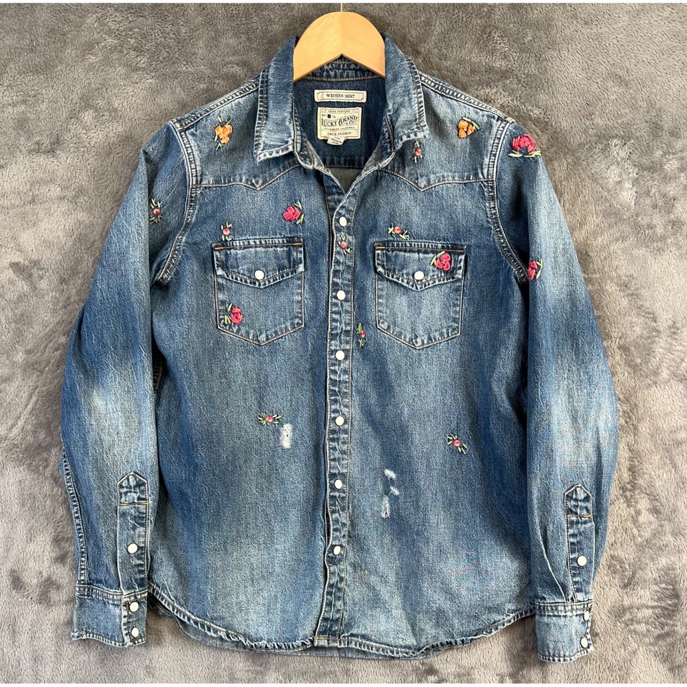 Lucky Brand Western Denim Shirt Womens Medium Embroidered Floral Snap Distressed